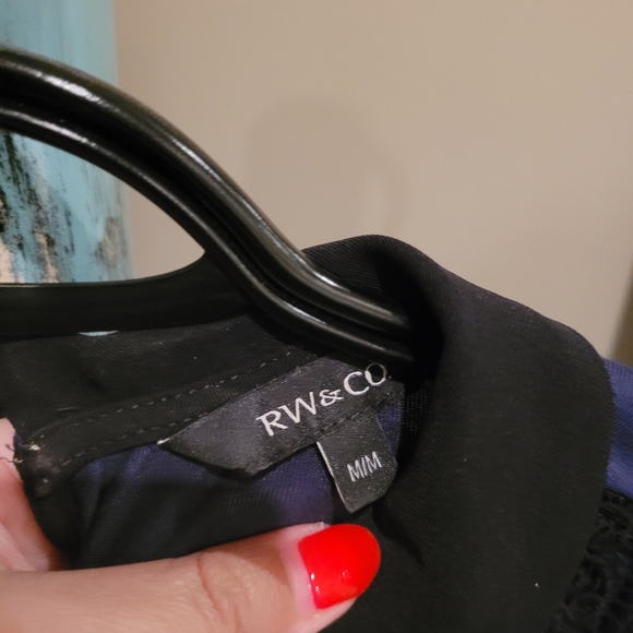 Gorgeous Top - Picture 3 of 3